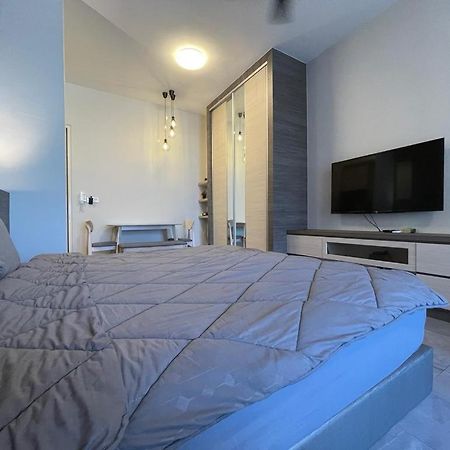 Imperio.Res - Near To Jonker & Mall - Pool View Malacca Екстериор снимка