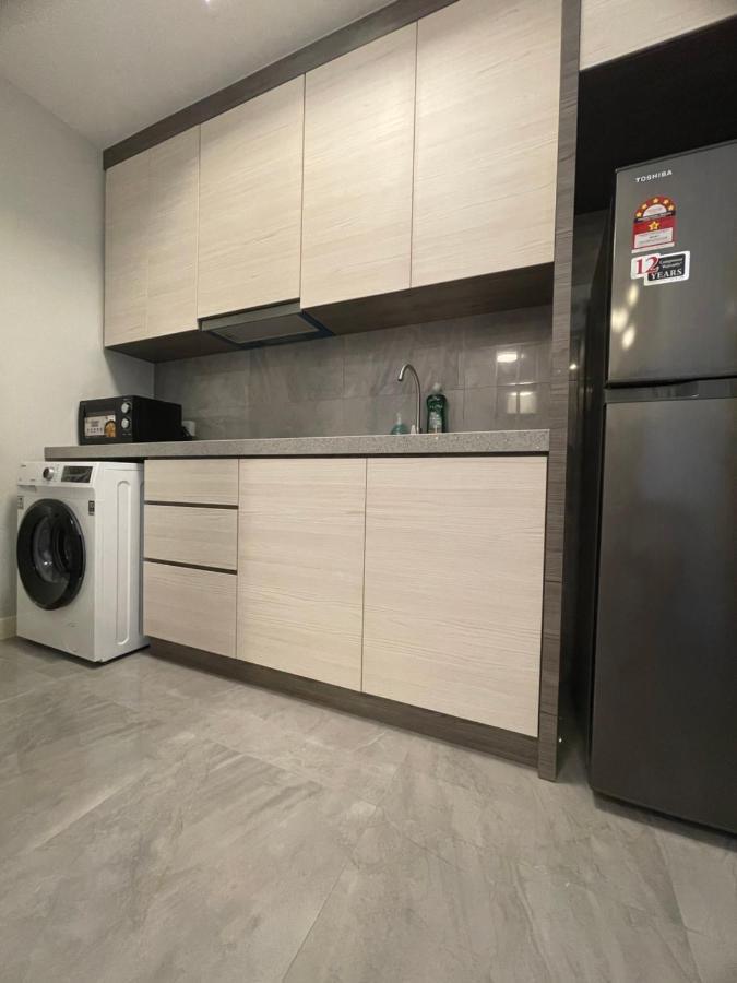 Imperio.Res - Near To Jonker & Mall - Pool View Malacca Екстериор снимка